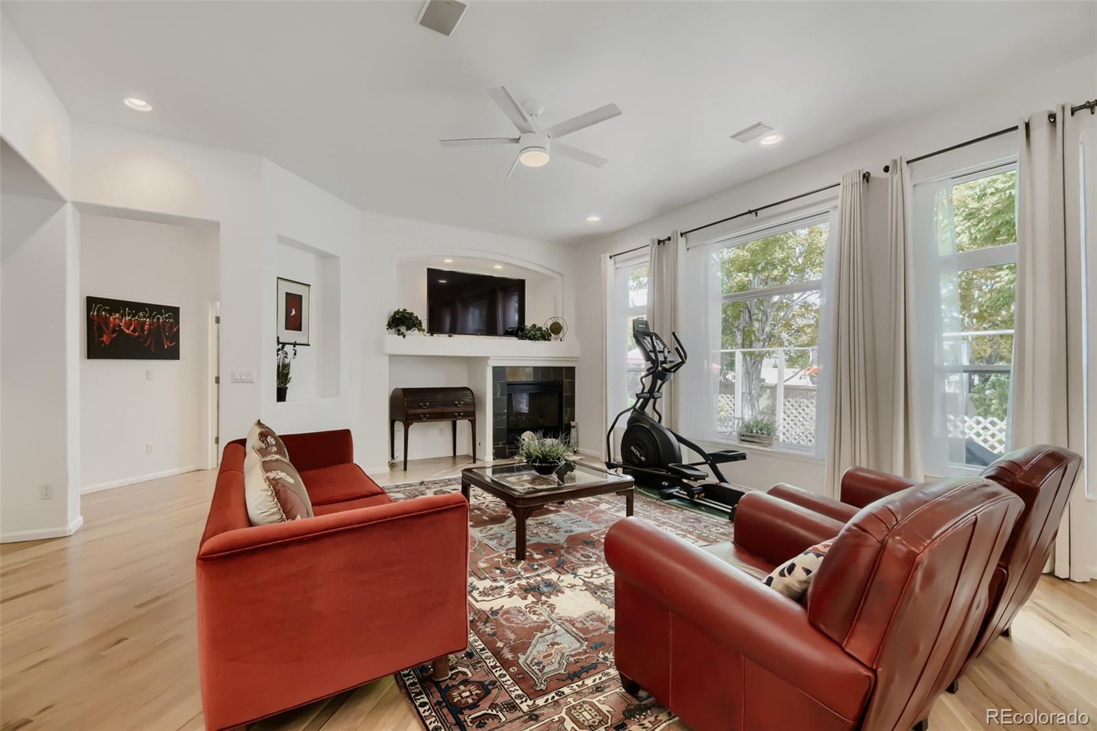 MLS Image #4 for 2107  chestnut circle,erie, Colorado