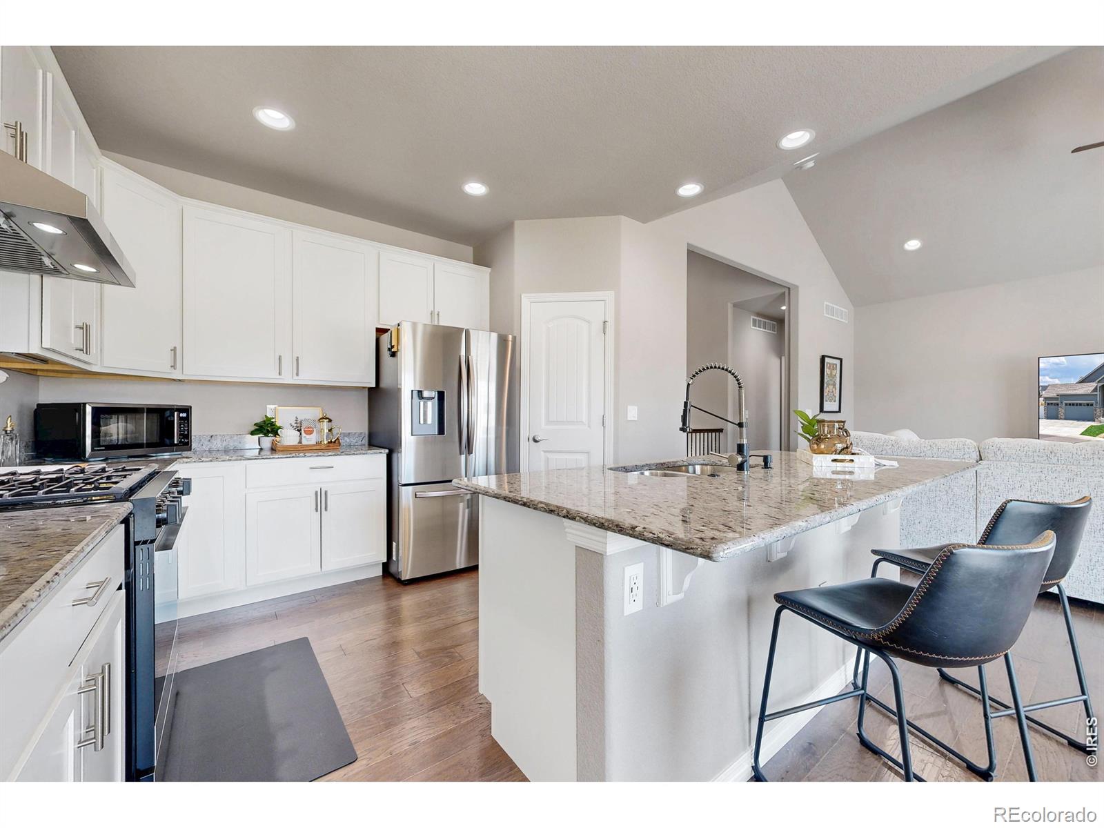 MLS Image #9 for 1799  tinkers drive,windsor, Colorado