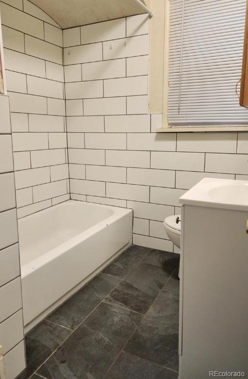 MLS Image #10 for 6670  julian street,denver, Colorado