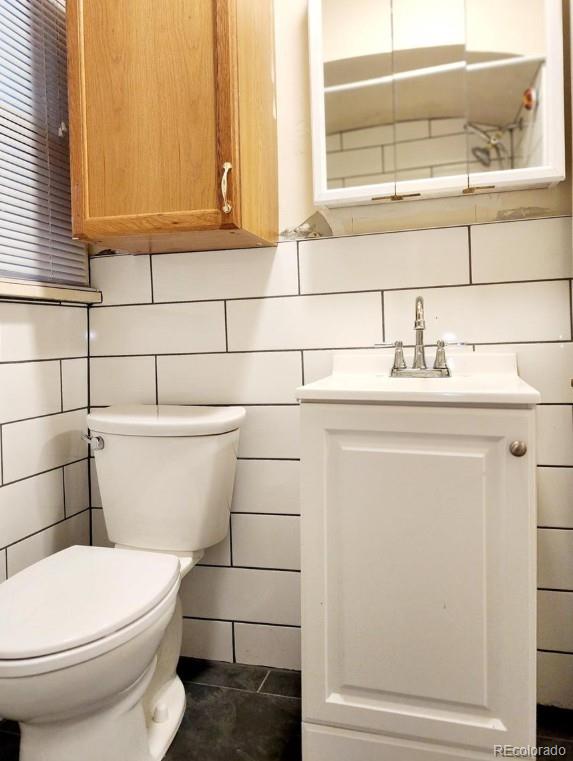 MLS Image #11 for 6670  julian street,denver, Colorado