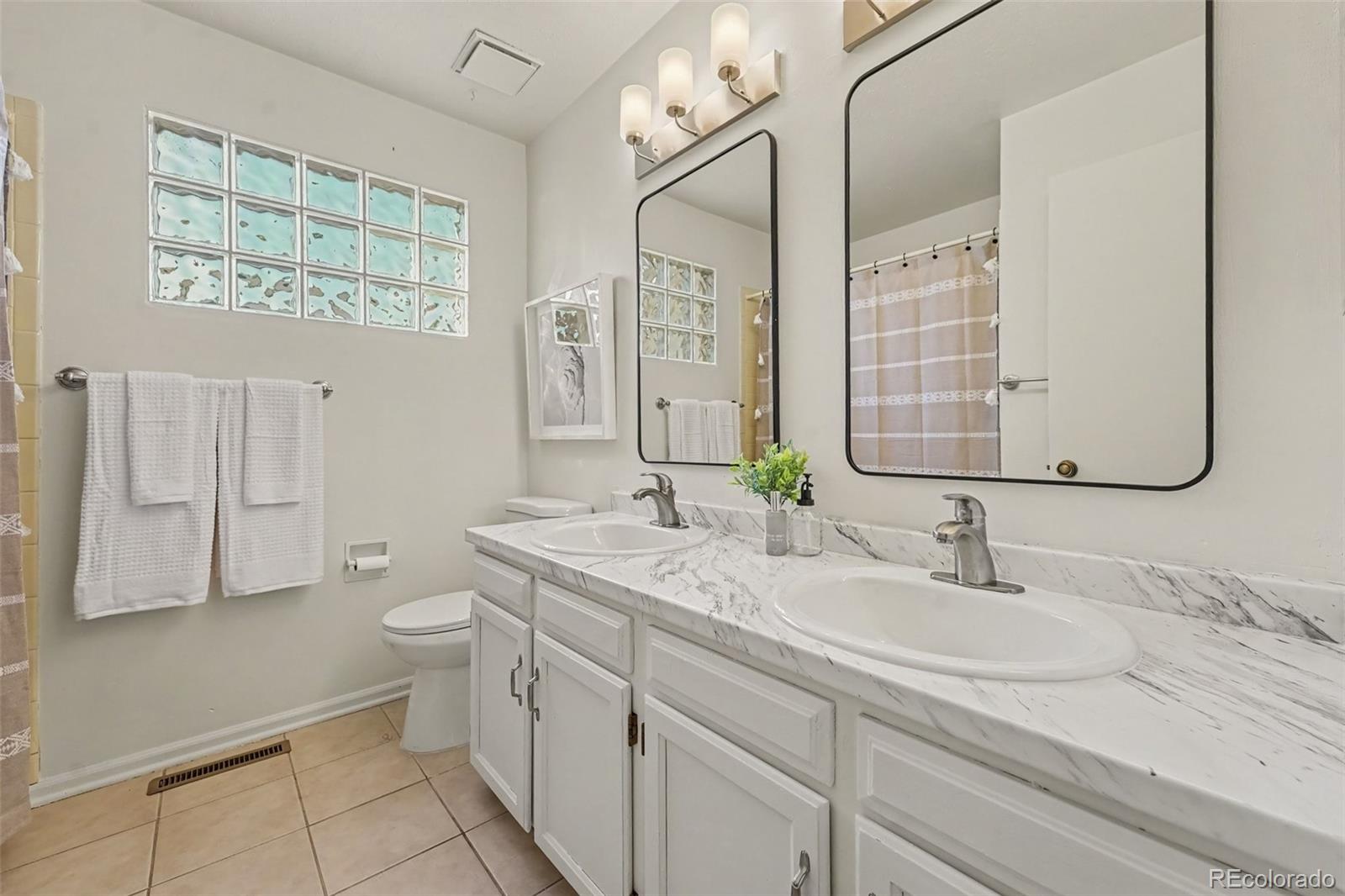 MLS Image #24 for 8215 s krameria way,englewood, Colorado
