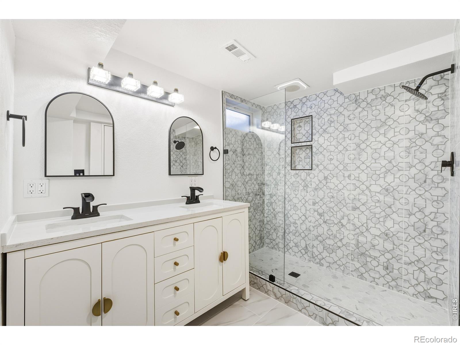 MLS Image #13 for 1080 s garrison street,lakewood, Colorado