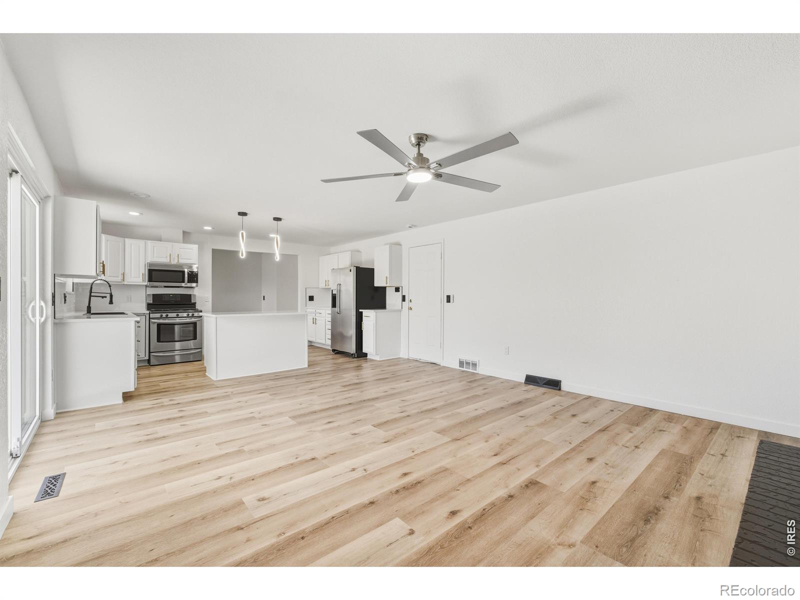 MLS Image #5 for 1080 s garrison street,lakewood, Colorado