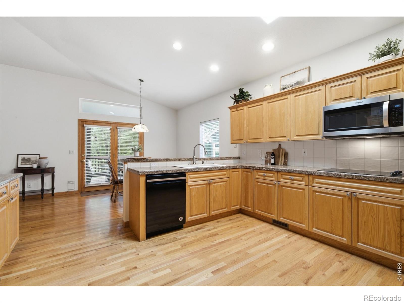 MLS Image #16 for 430  orchard drive,louisville, Colorado