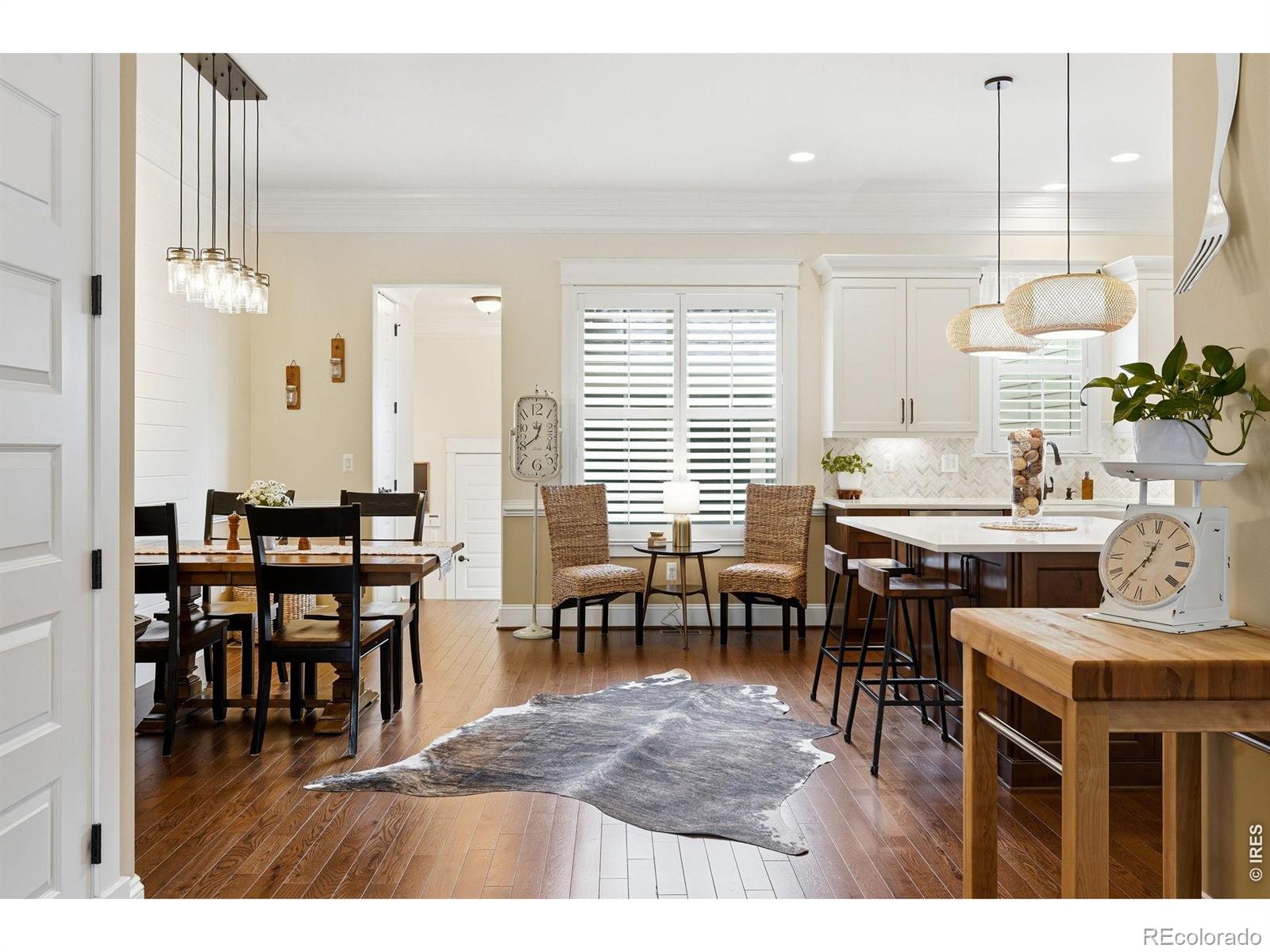 MLS Image #5 for 5881 n beeler street,denver, Colorado