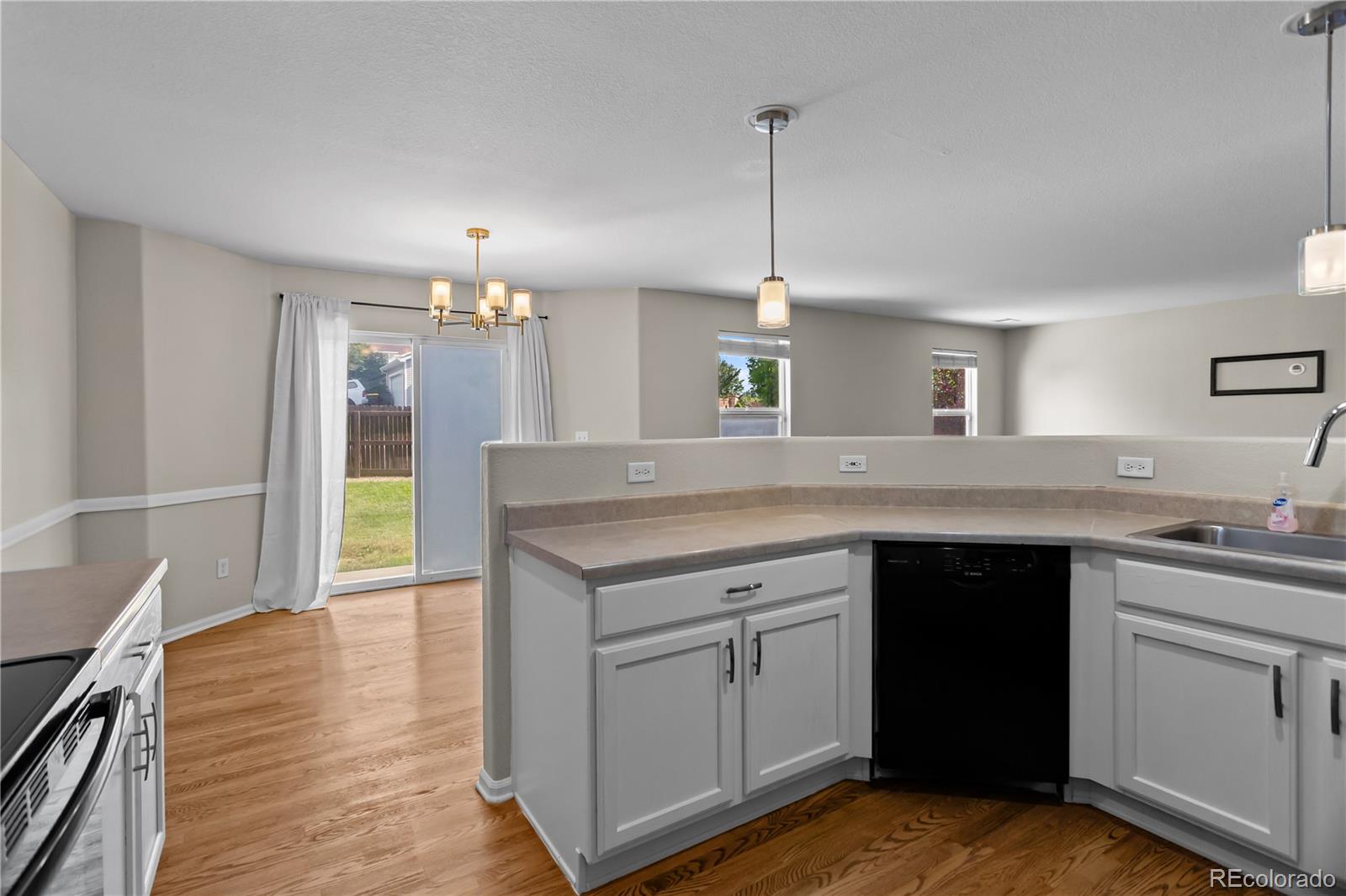 MLS Image #12 for 5569 s quemoy circle,aurora, Colorado