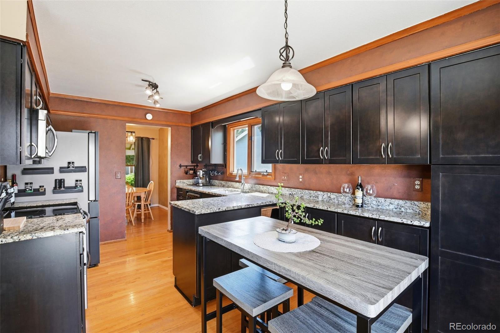 MLS Image #11 for 3807 s olathe circle,aurora, Colorado