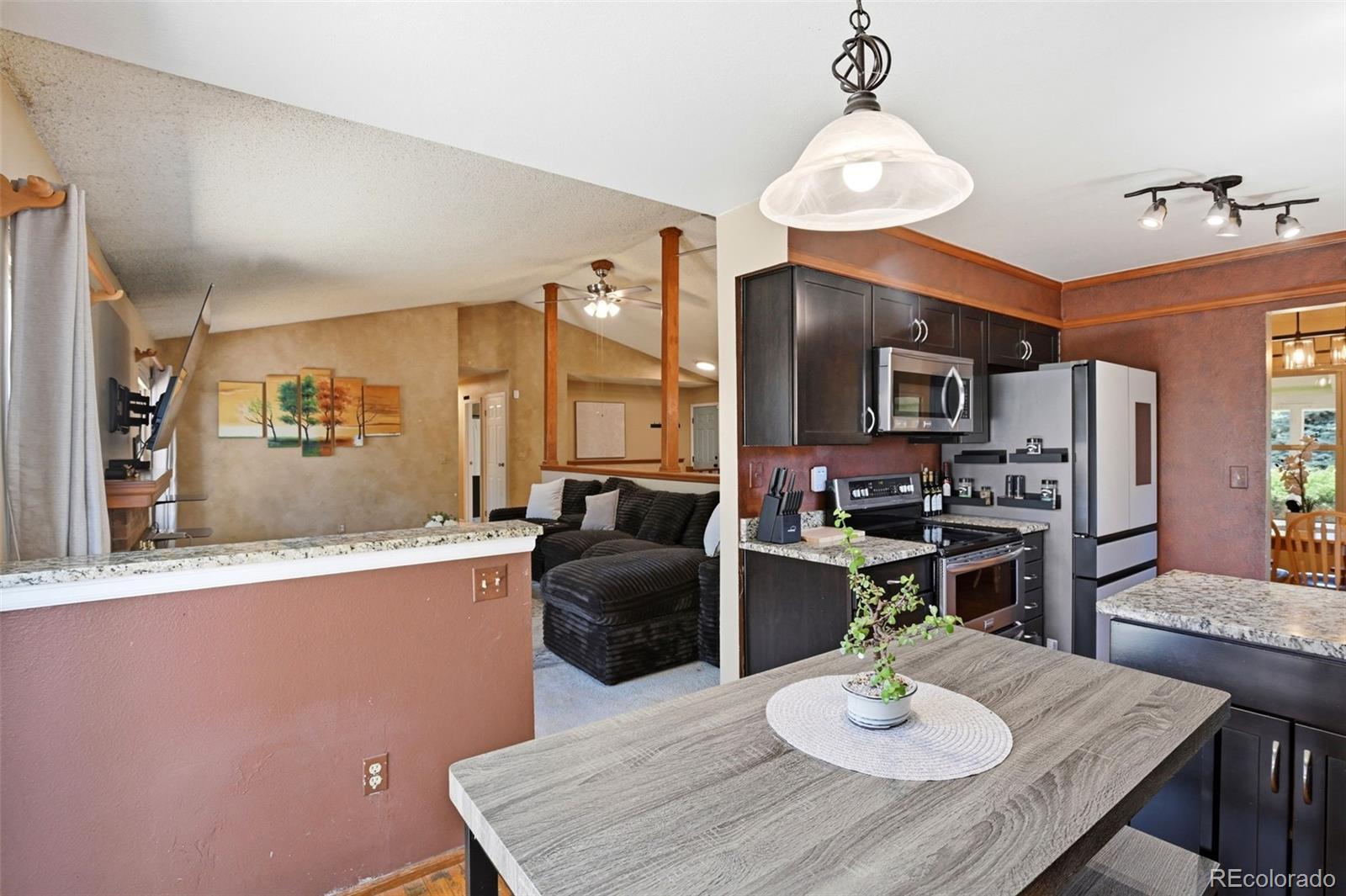 MLS Image #12 for 3807 s olathe circle,aurora, Colorado
