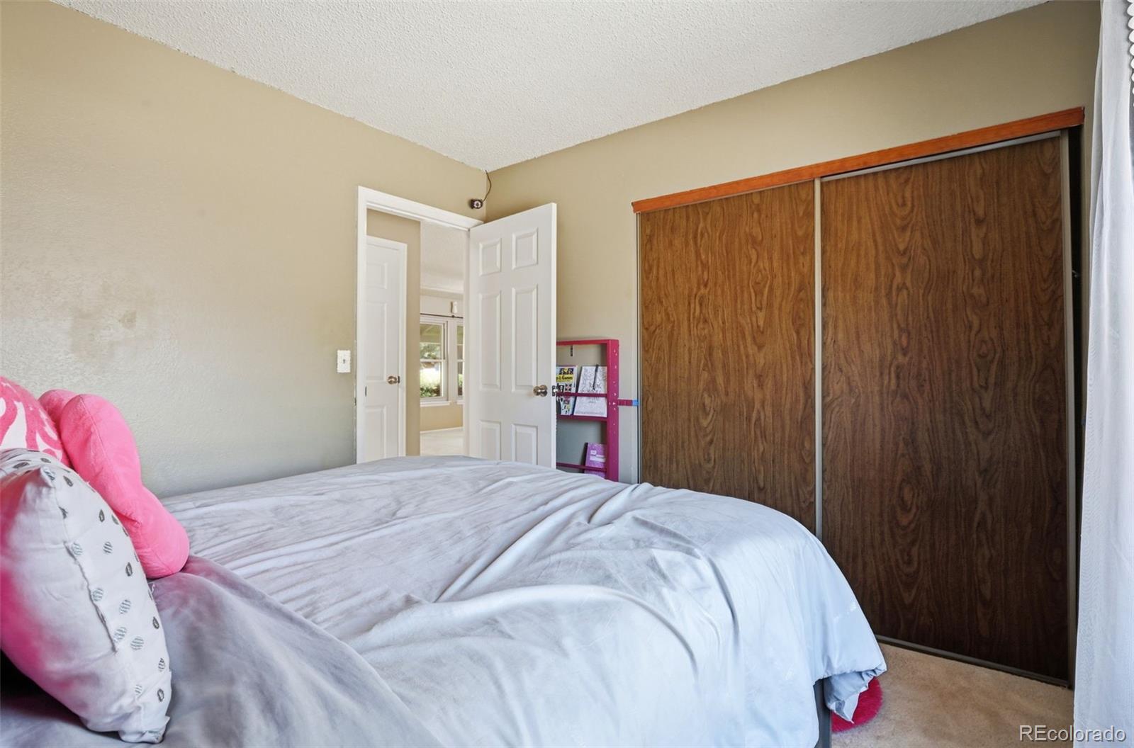 MLS Image #17 for 3807 s olathe circle,aurora, Colorado