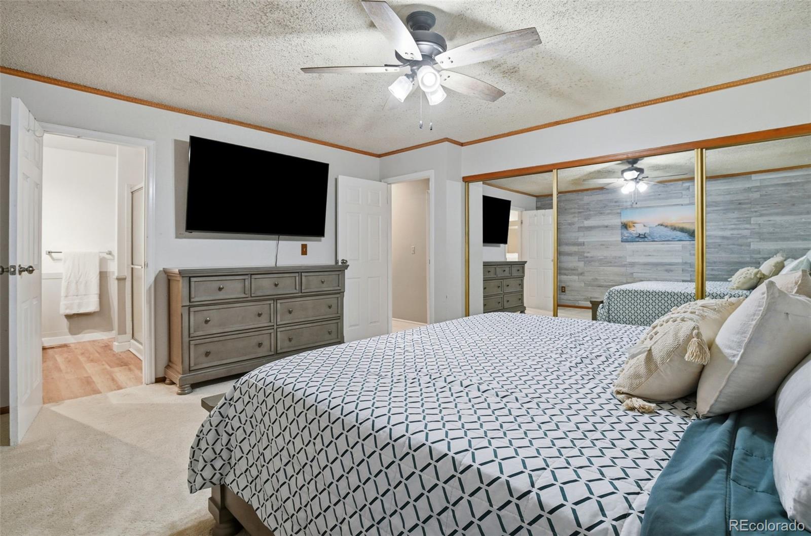 MLS Image #23 for 3807 s olathe circle,aurora, Colorado