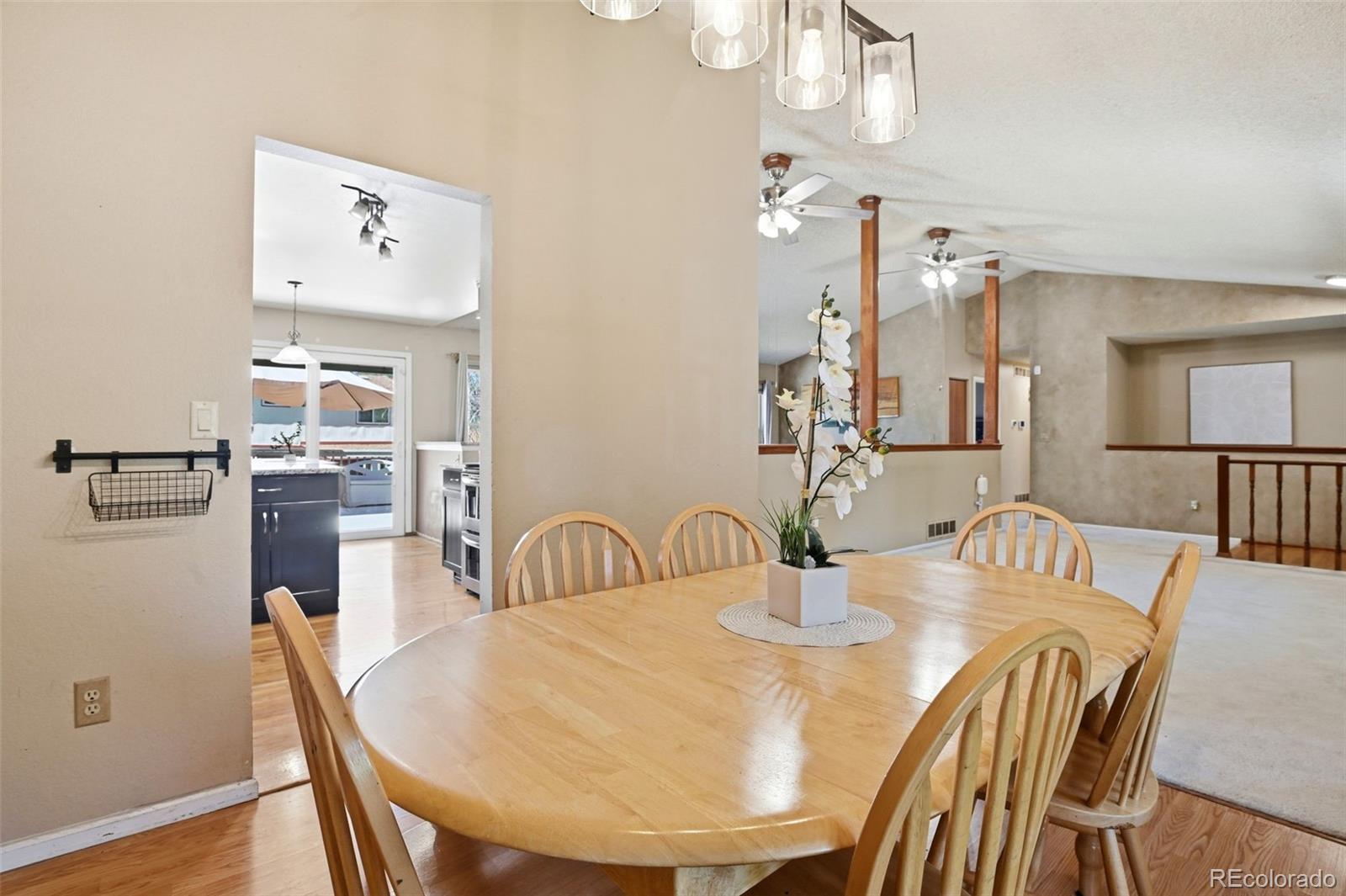MLS Image #4 for 3807 s olathe circle,aurora, Colorado
