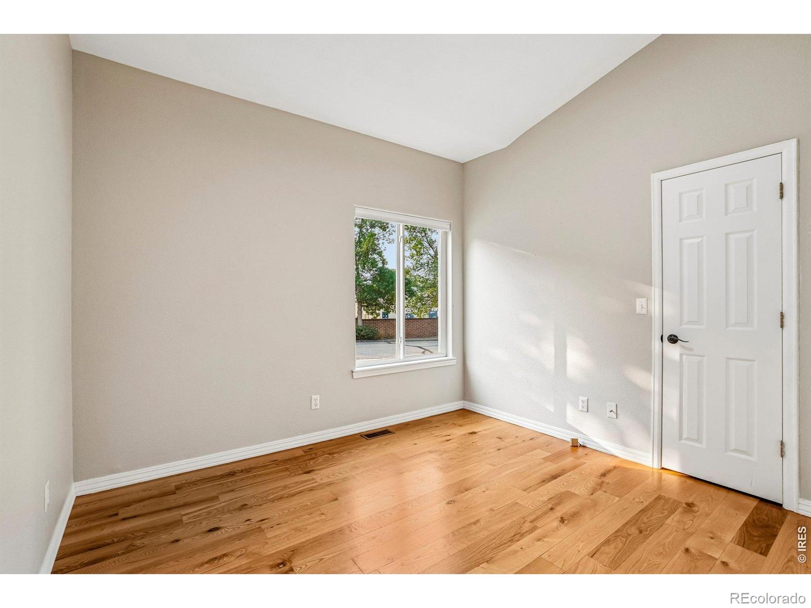 MLS Image #12 for 1670  stove prairie circle,loveland, Colorado
