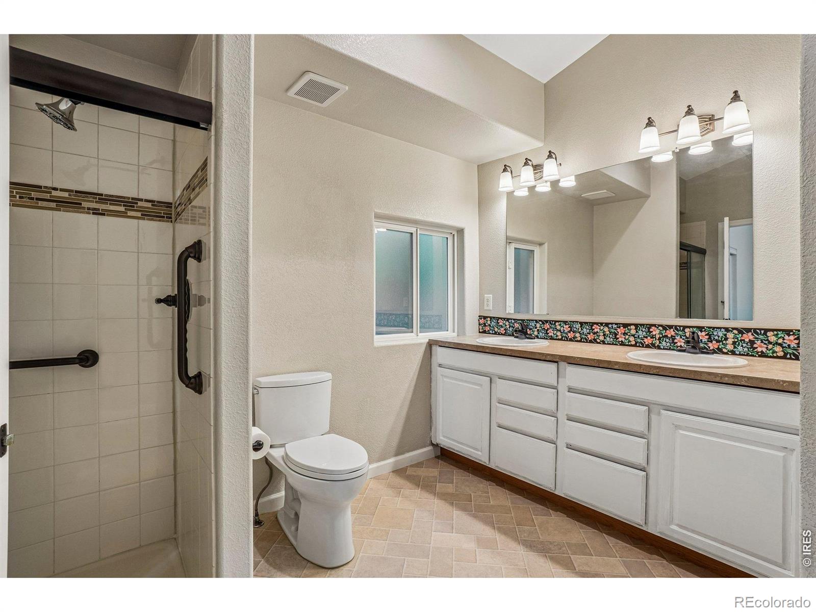 MLS Image #15 for 1670  stove prairie circle,loveland, Colorado