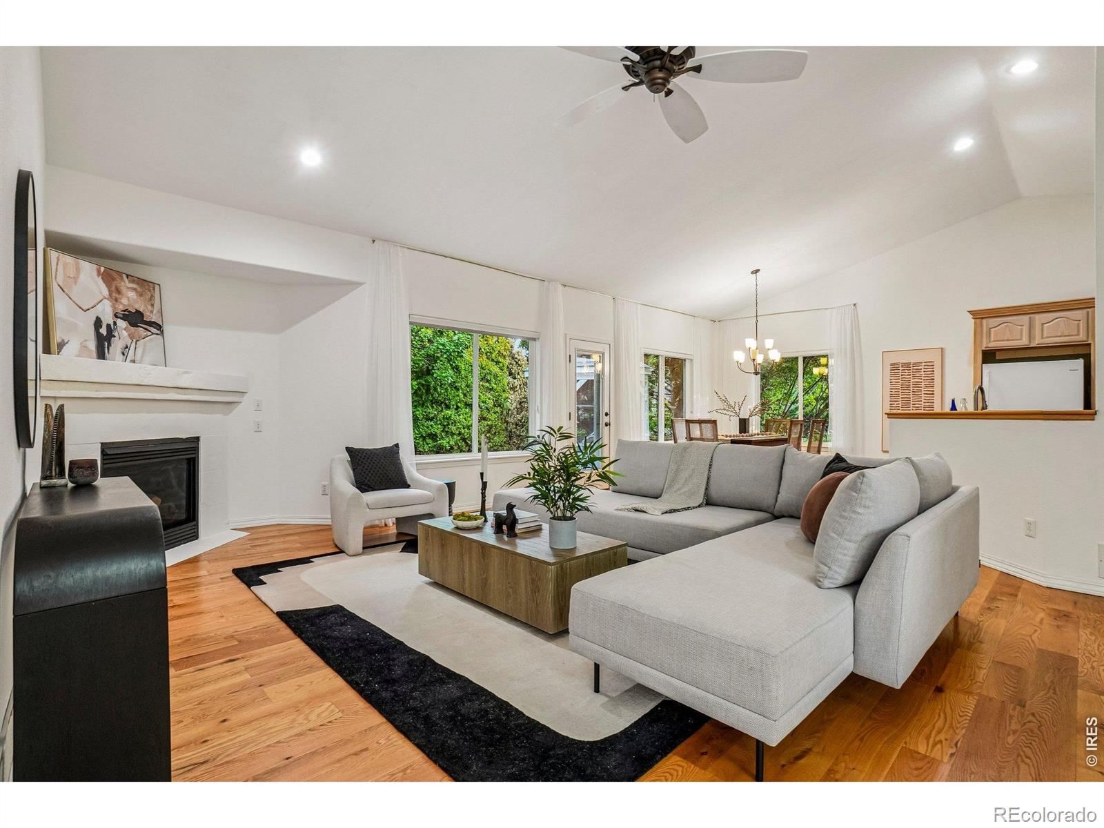 MLS Image #3 for 1670  stove prairie circle,loveland, Colorado