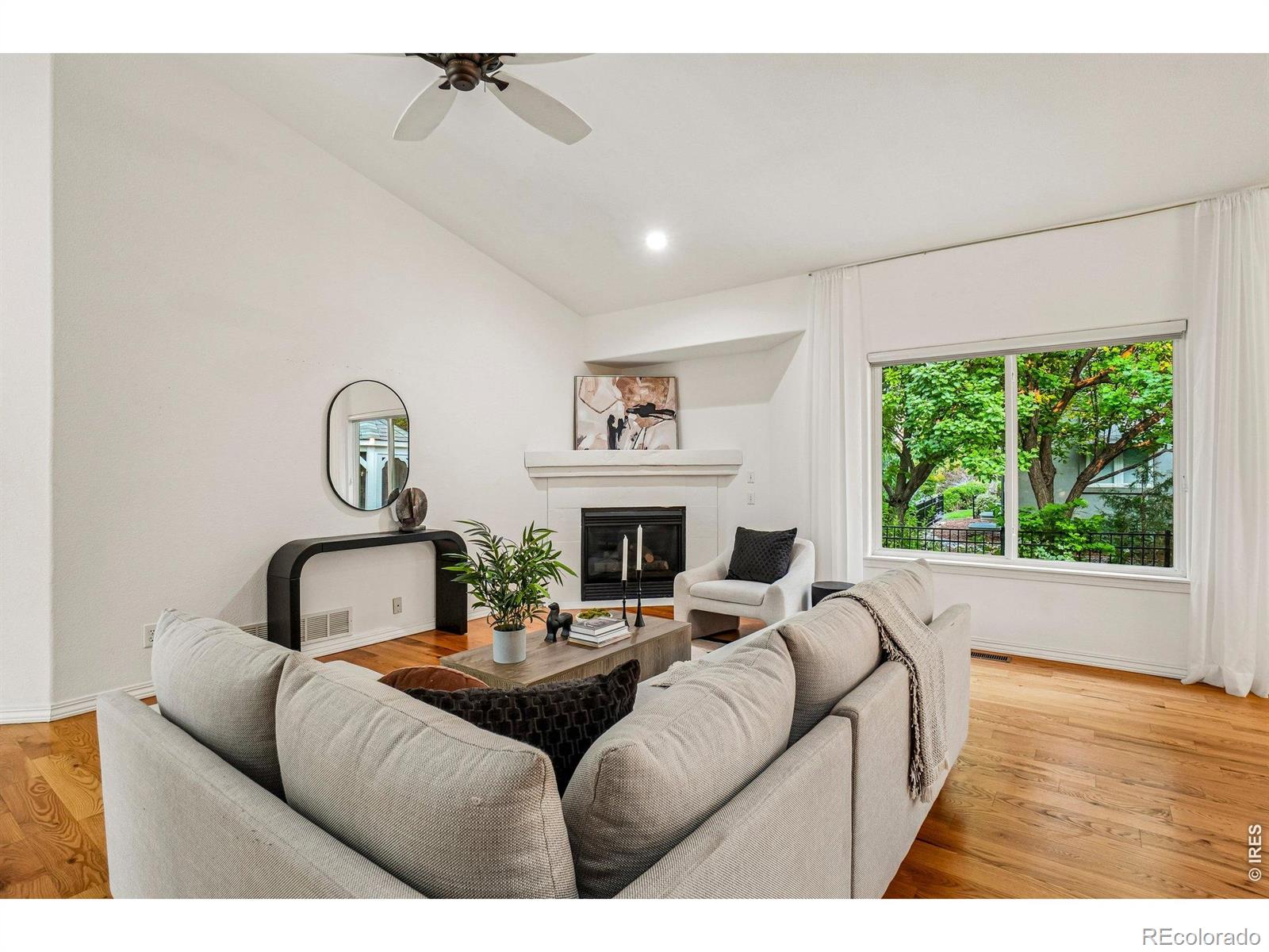 MLS Image #5 for 1670  stove prairie circle,loveland, Colorado