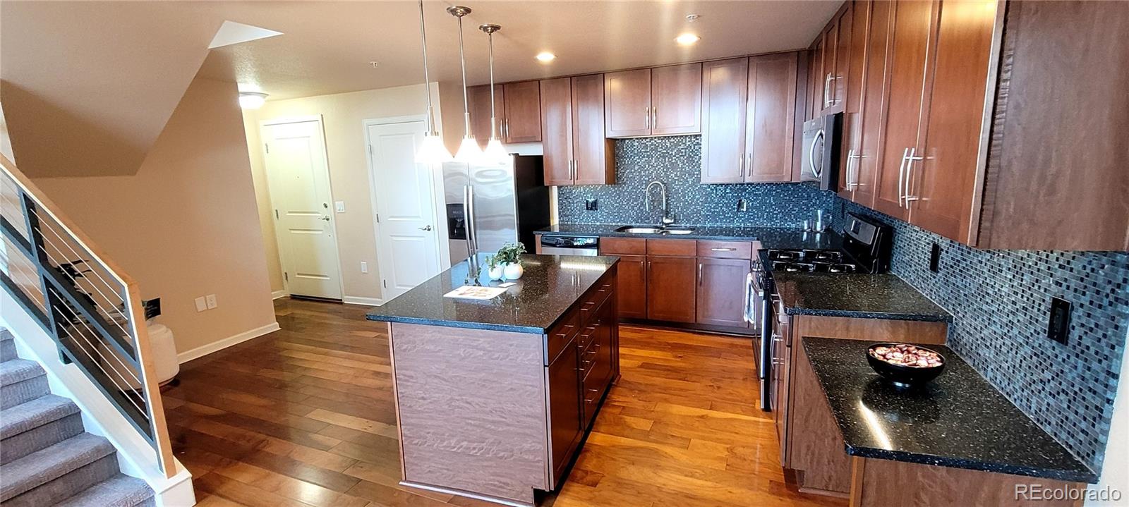 MLS Image #5 for 8185 e lowry boulevard,denver, Colorado