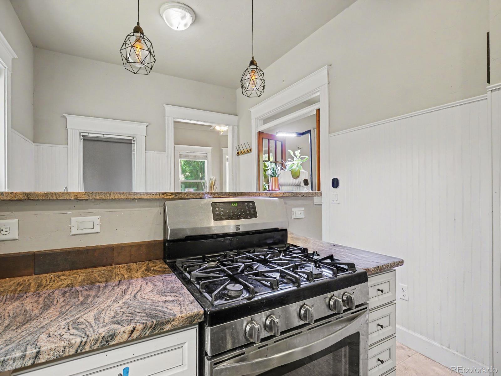 MLS Image #11 for 11  17th avenue,longmont, Colorado