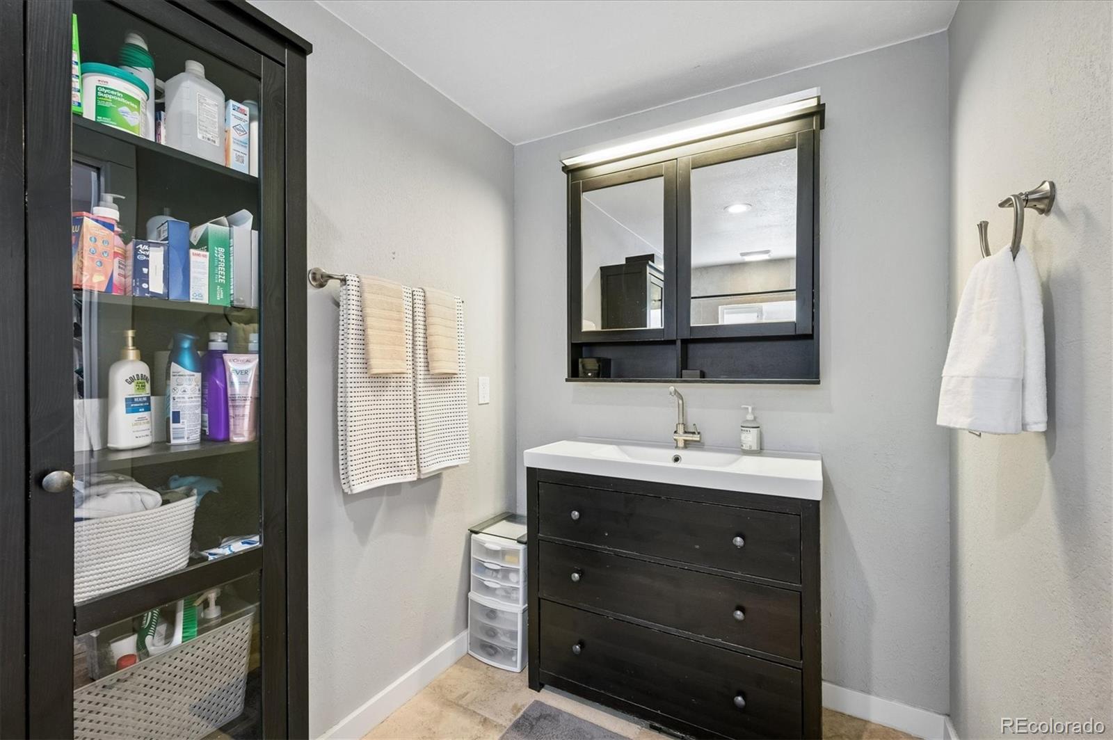 MLS Image #11 for 8783 s ault lane,morrison, Colorado