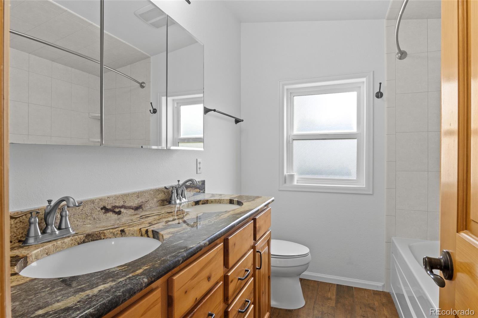 MLS Image #17 for 29429  county road 9 ,elizabeth, Colorado