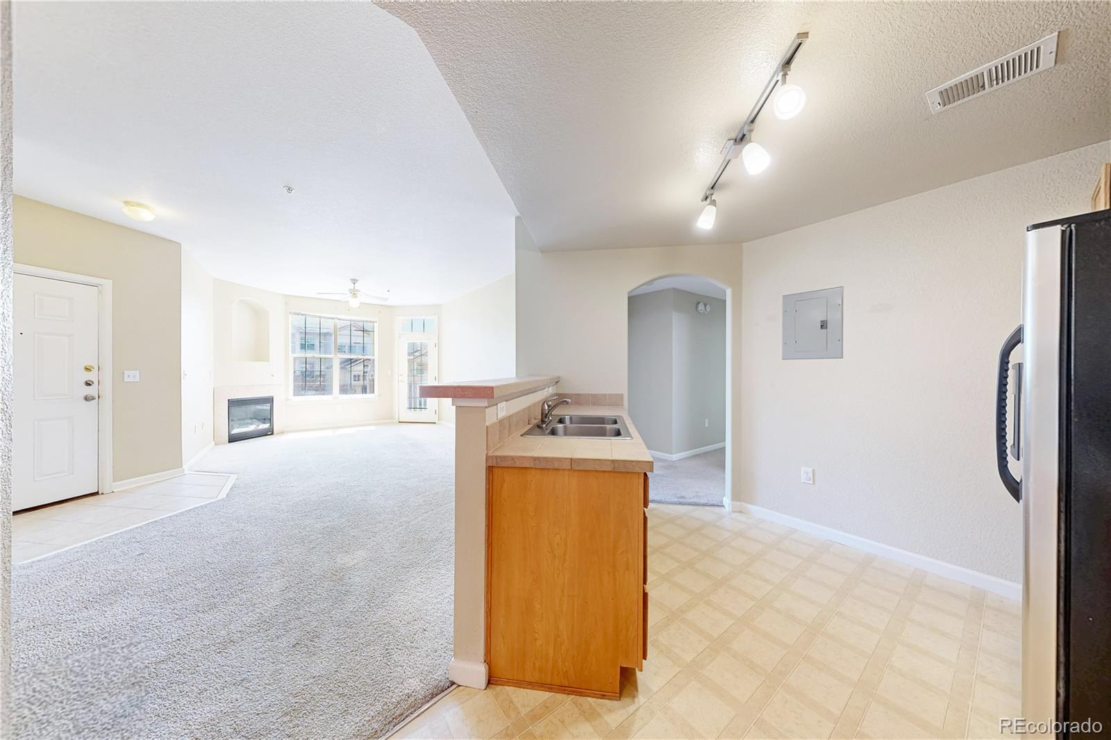 MLS Image #12 for 5703 n gibralter way 205,aurora, Colorado