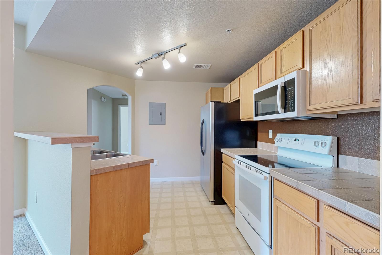 MLS Image #14 for 5703 n gibralter way 205,aurora, Colorado