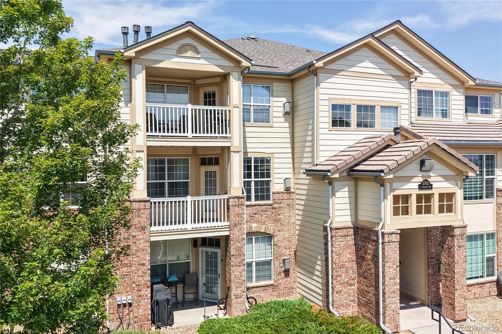 MLS Image #2 for 5703 n gibralter way 205,aurora, Colorado