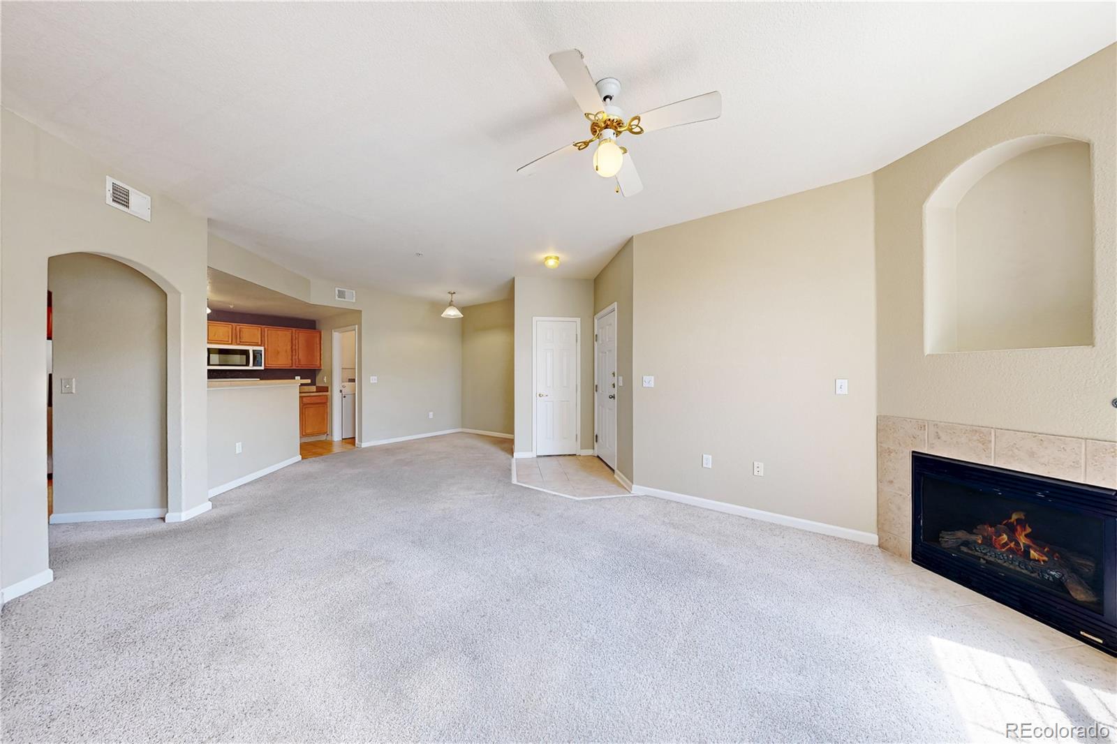 MLS Image #5 for 5703 n gibralter way 205,aurora, Colorado