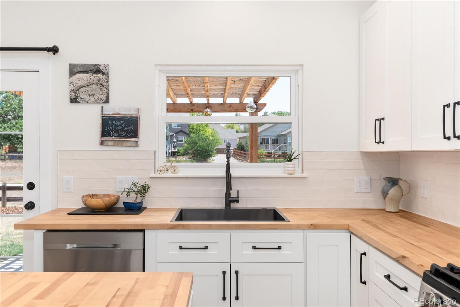 MLS Image #11 for 9672  silverberry circle,littleton, Colorado