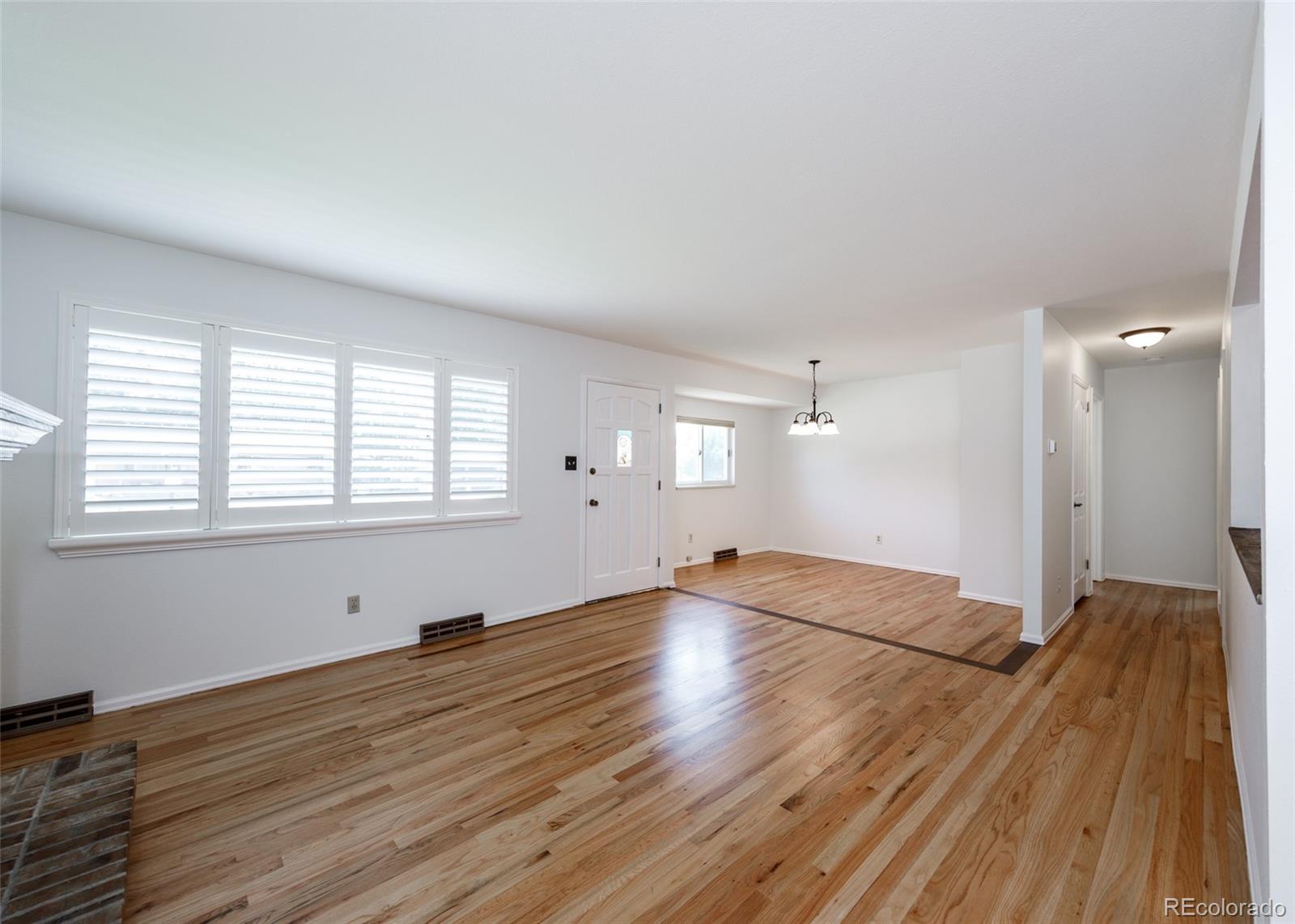 MLS Image #2 for 1118  chambers drive,colorado springs, Colorado