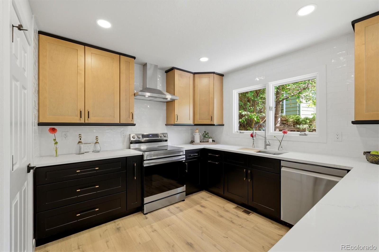 MLS Image #14 for 4530 s verbena street,denver, Colorado