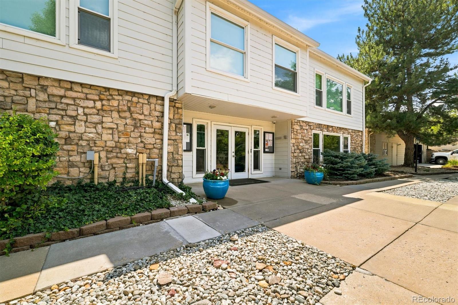 MLS Image #45 for 4530 s verbena street,denver, Colorado