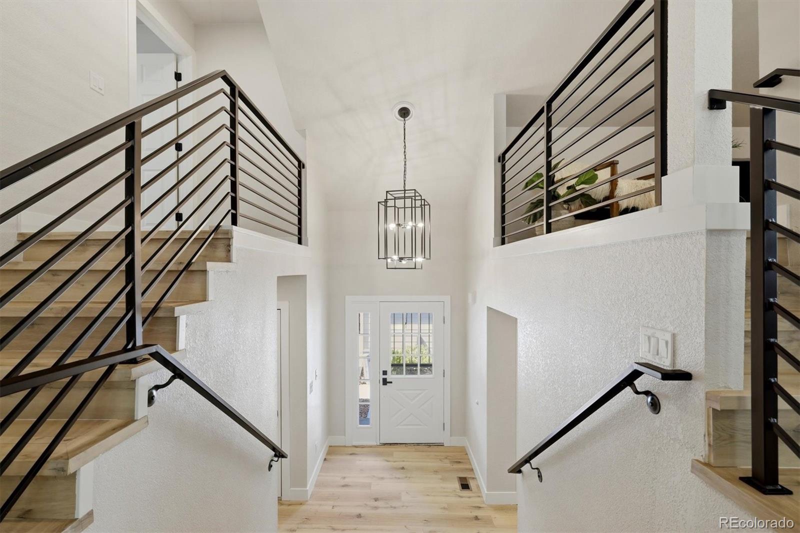 MLS Image #5 for 4530 s verbena street,denver, Colorado