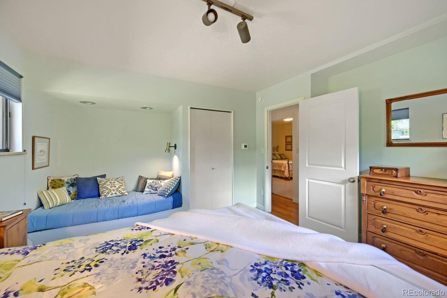 MLS Image #11 for 325  mohawk drive,boulder, Colorado