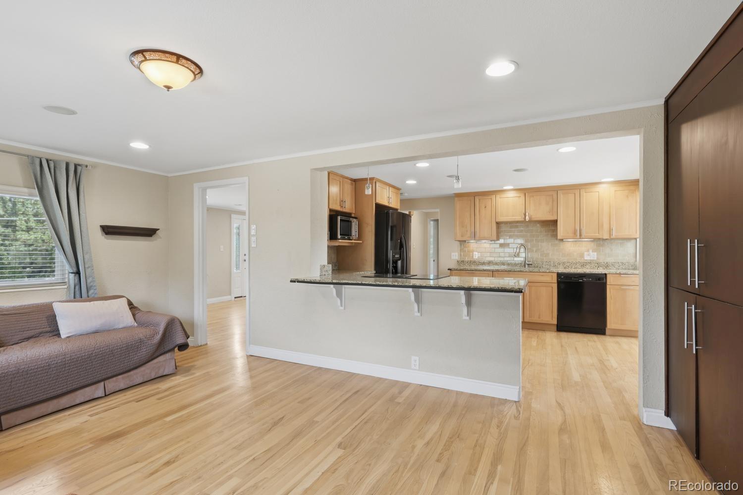 MLS Image #4 for 1796 w lake avenue,littleton, Colorado