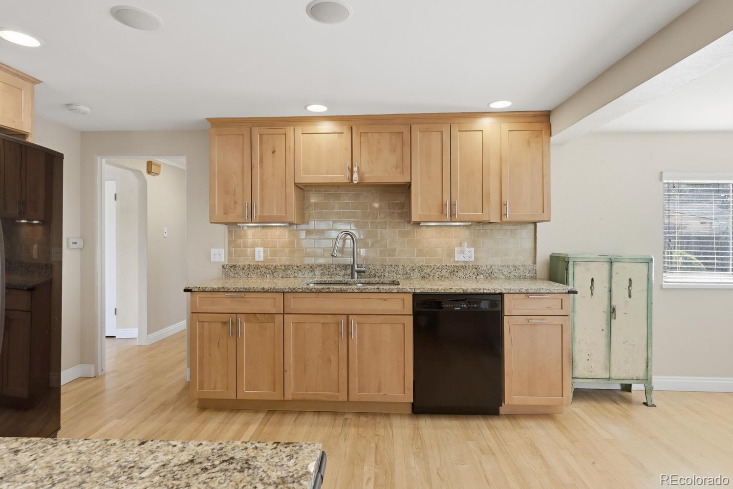 MLS Image #6 for 1796 w lake avenue,littleton, Colorado