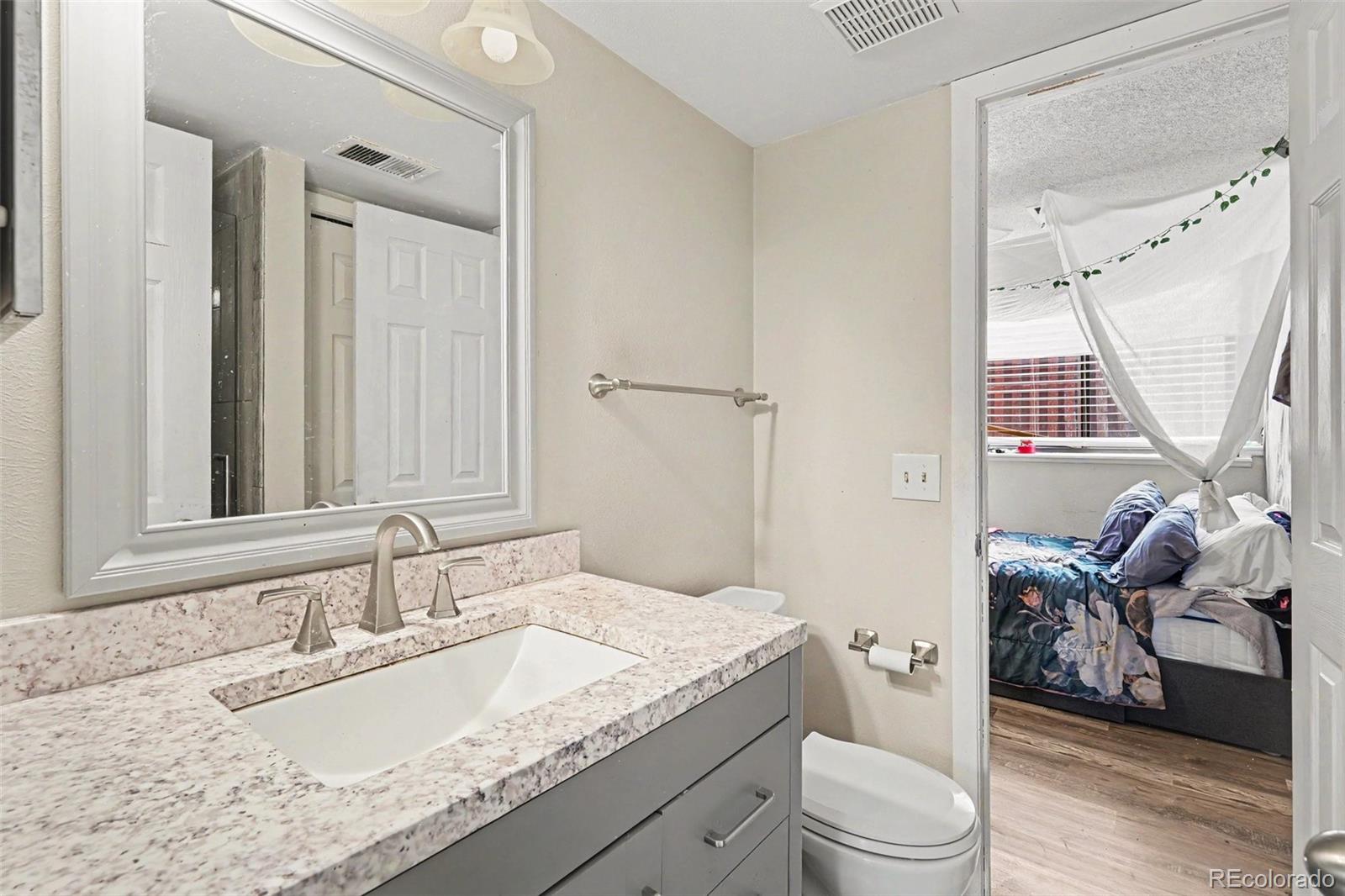 MLS Image #8 for 3782 s genoa circle,aurora, Colorado
