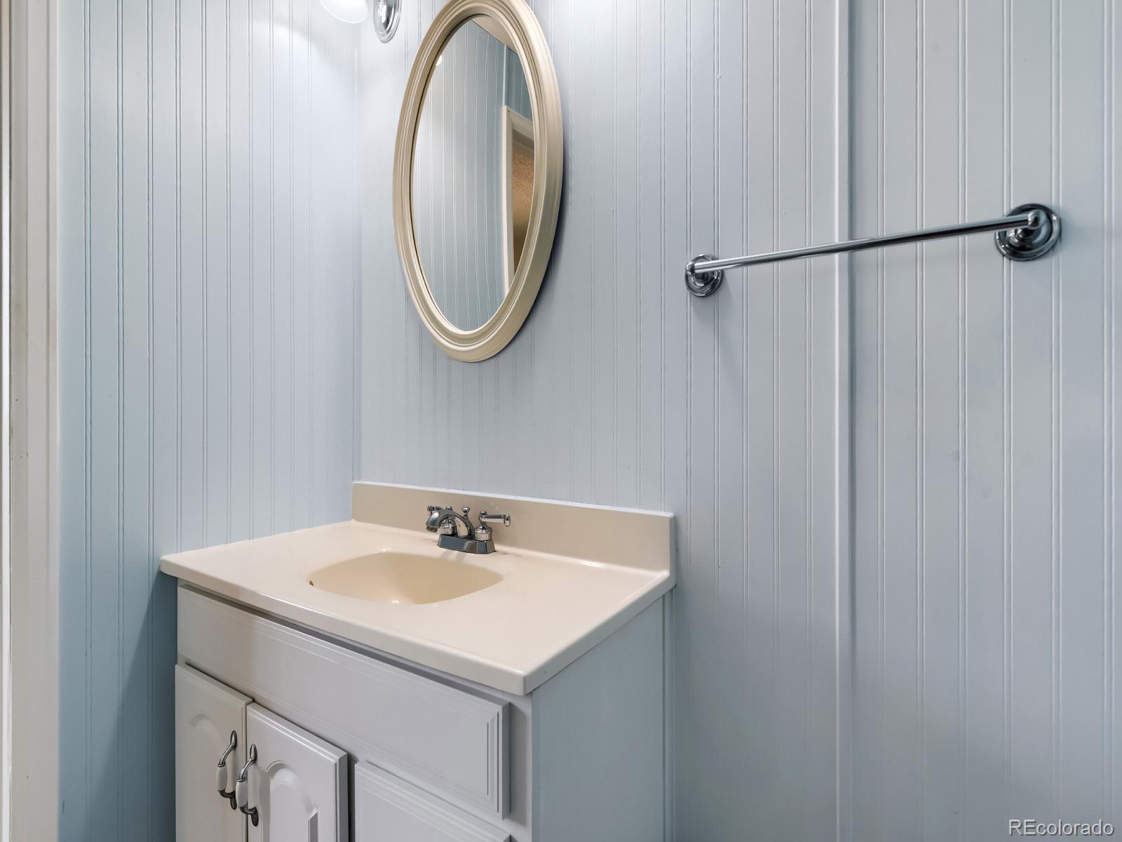 MLS Image #12 for 4541 s jason street,englewood, Colorado