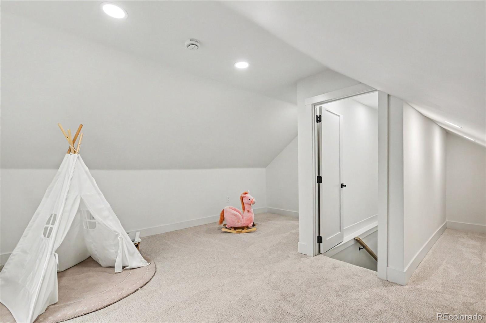 MLS Image #16 for 5645 w virginia avenue,lakewood, Colorado