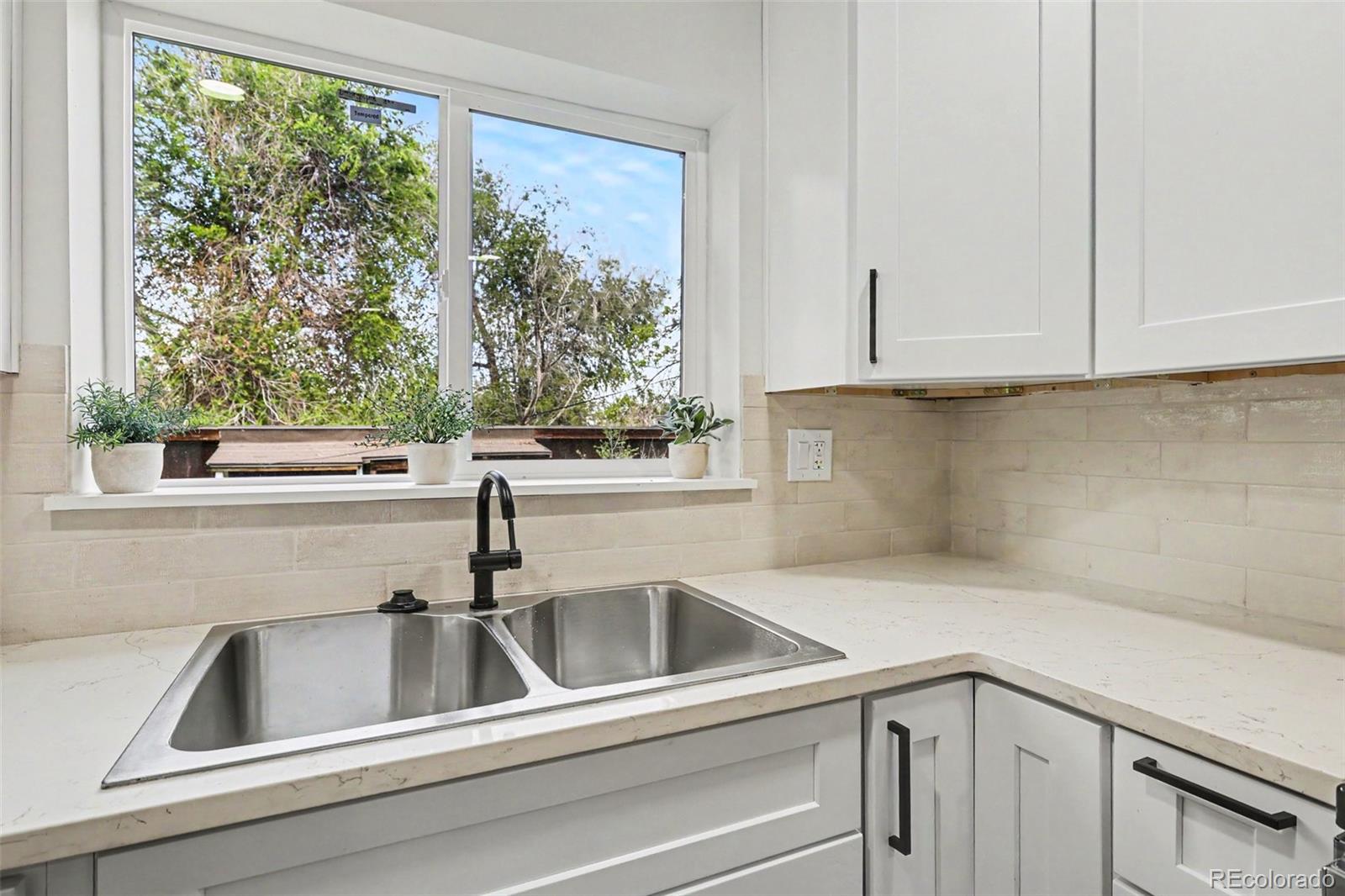 MLS Image #5 for 5645 w virginia avenue,lakewood, Colorado