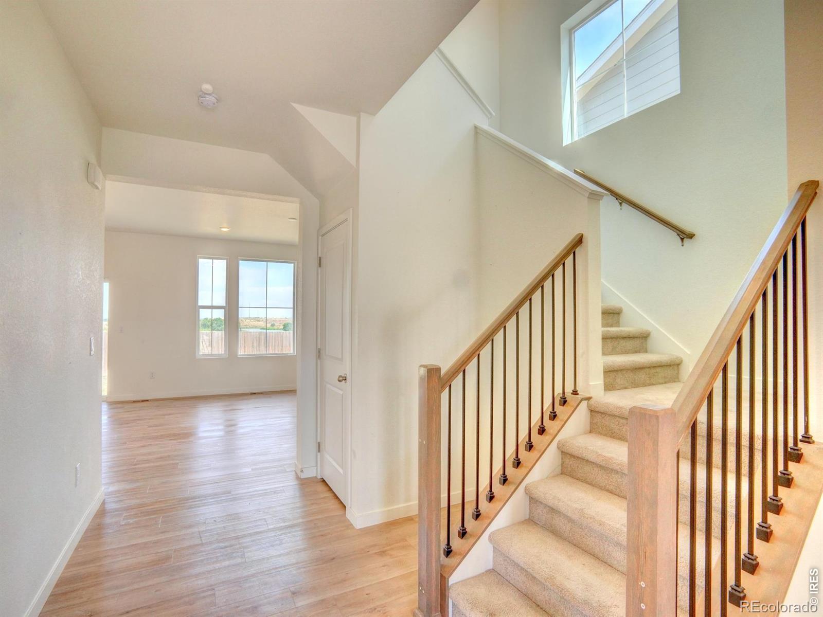 MLS Image #5 for 797  harvard street,johnstown, Colorado