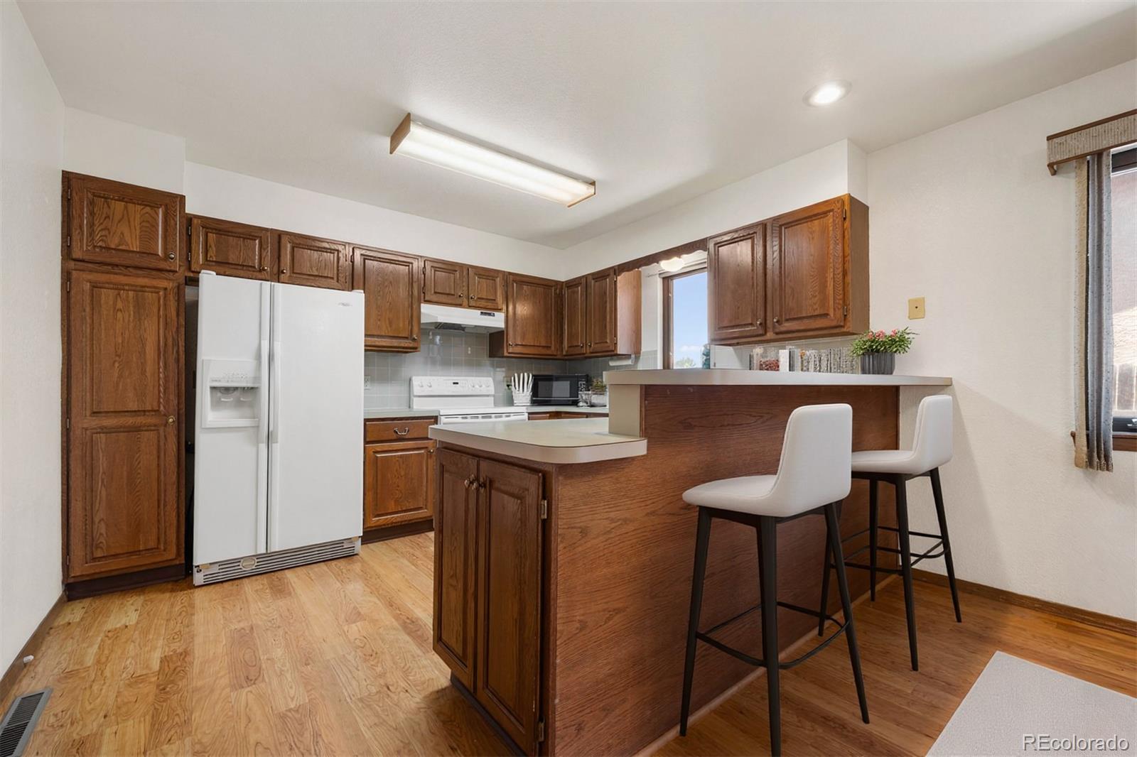 MLS Image #11 for 19  pineridge court,pueblo, Colorado