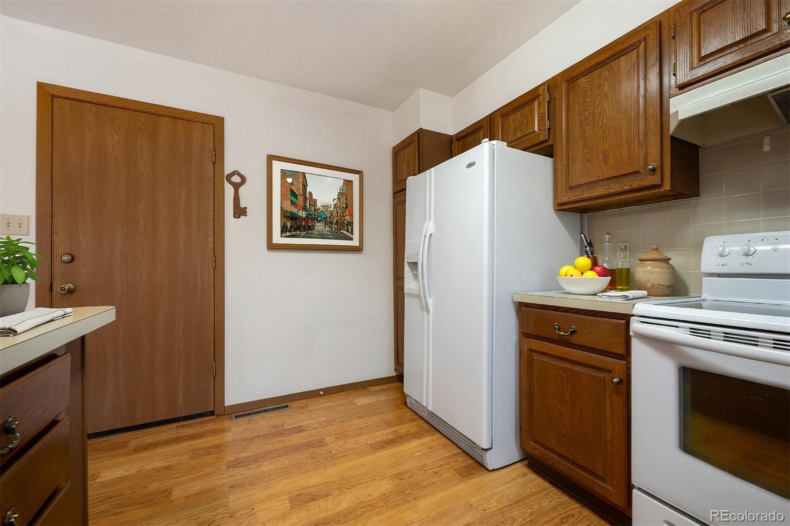 MLS Image #15 for 19  pineridge court,pueblo, Colorado
