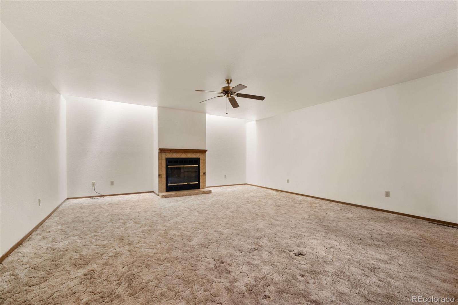 MLS Image #6 for 19  pineridge court,pueblo, Colorado