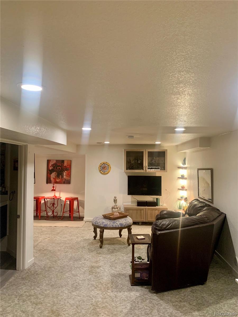 MLS Image #30 for 8266 s logan court,littleton, Colorado