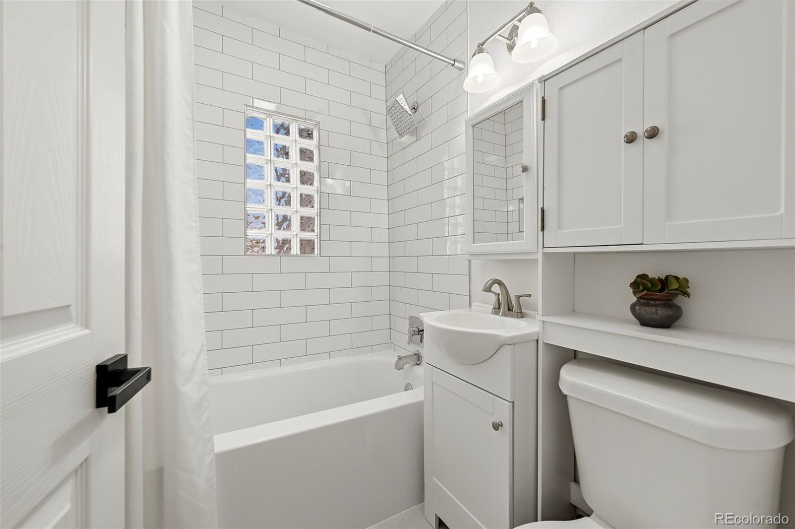 MLS Image #22 for 3726 s sherman street,englewood, Colorado