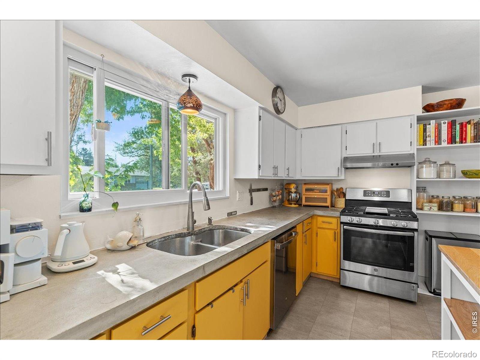 MLS Image #11 for 813  rocky road,fort collins, Colorado