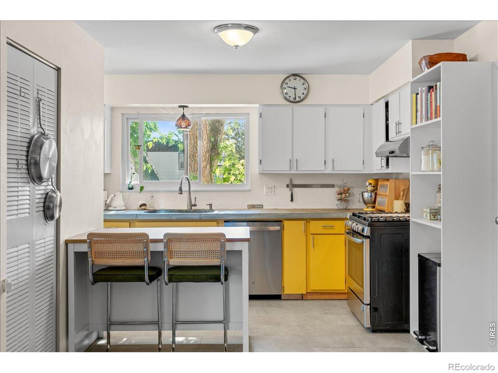 MLS Image #13 for 813  rocky road,fort collins, Colorado