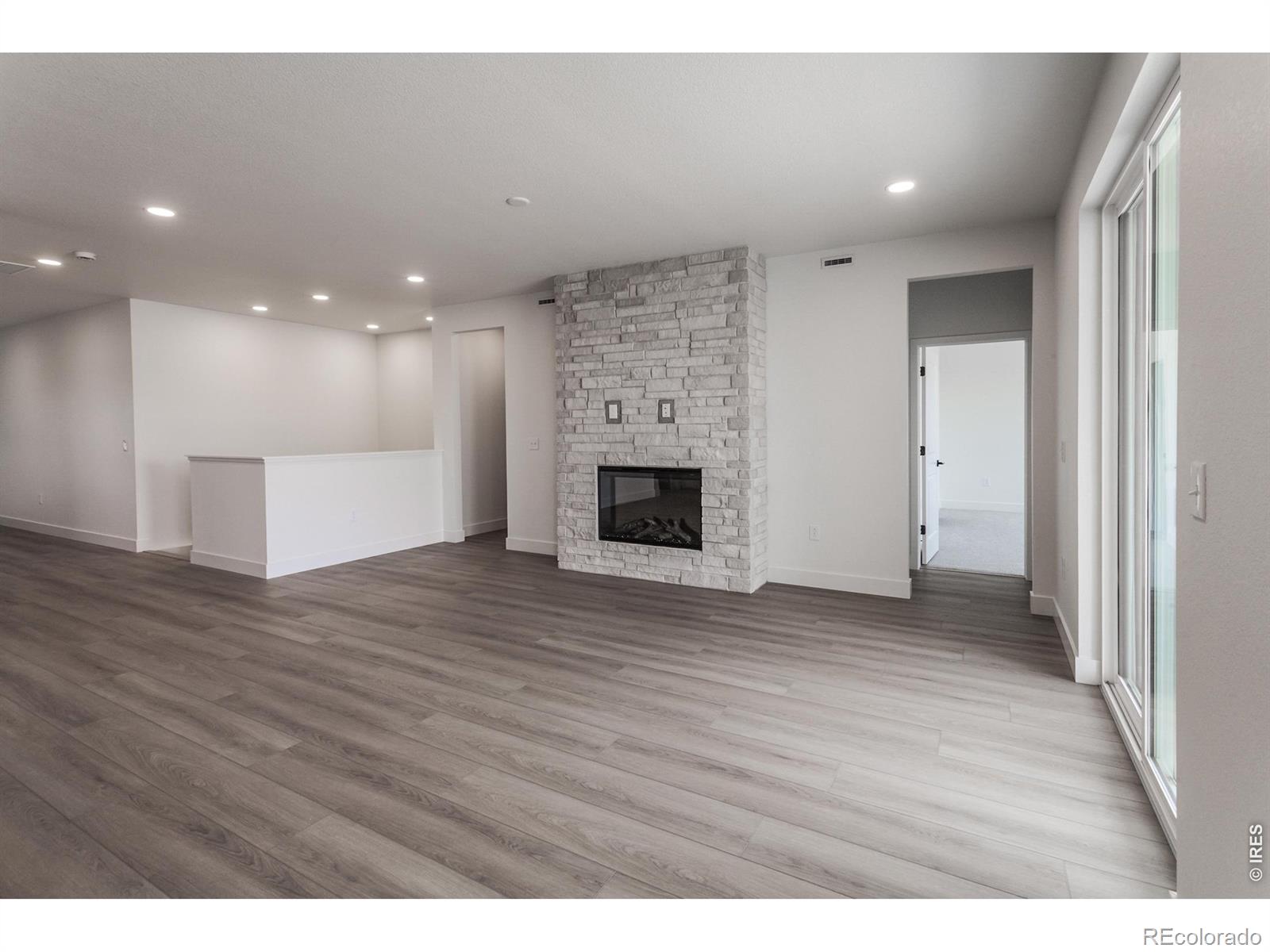 MLS Image #14 for 734  trumpet court,windsor, Colorado