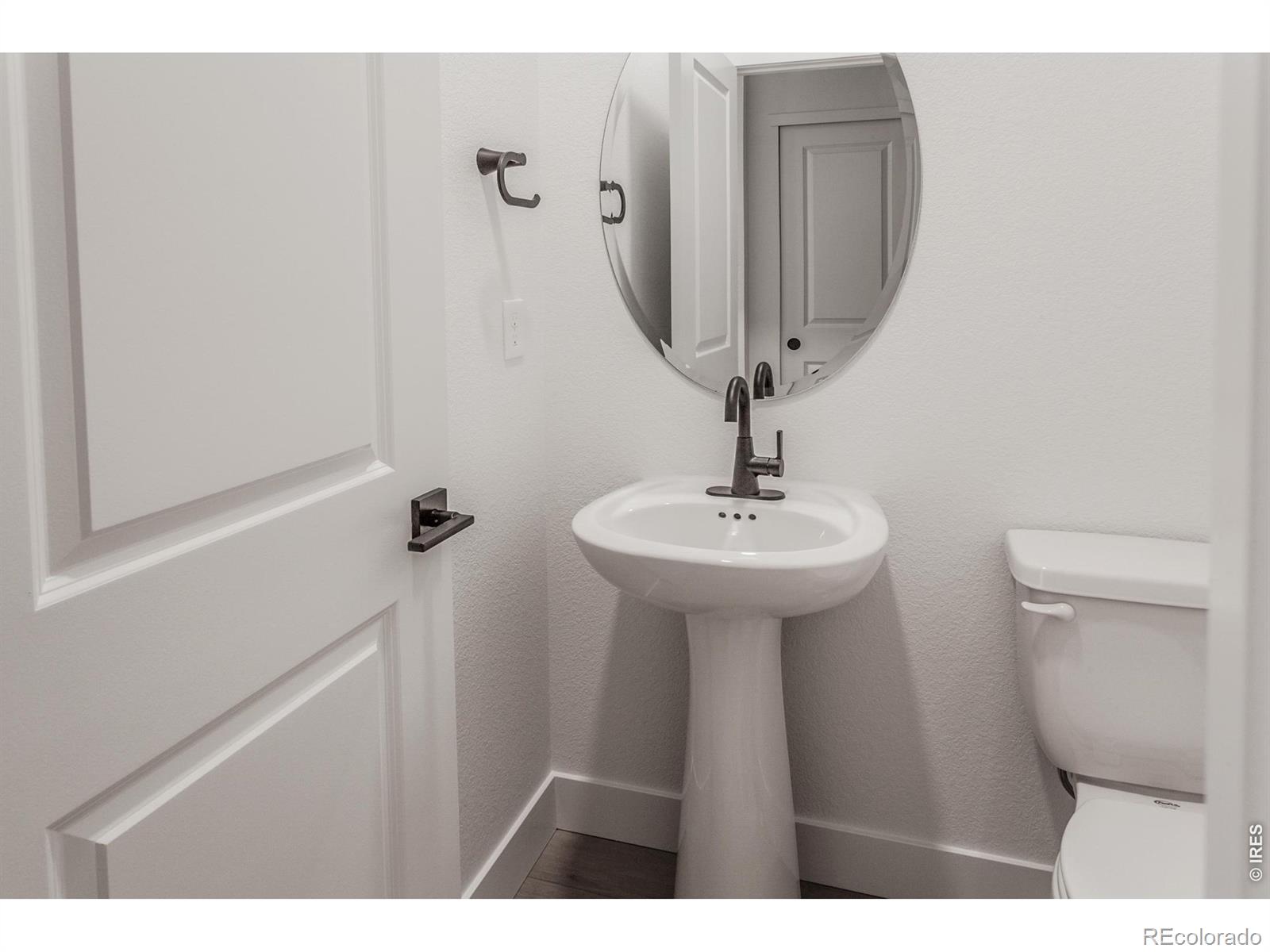 MLS Image #24 for 734  trumpet court,windsor, Colorado