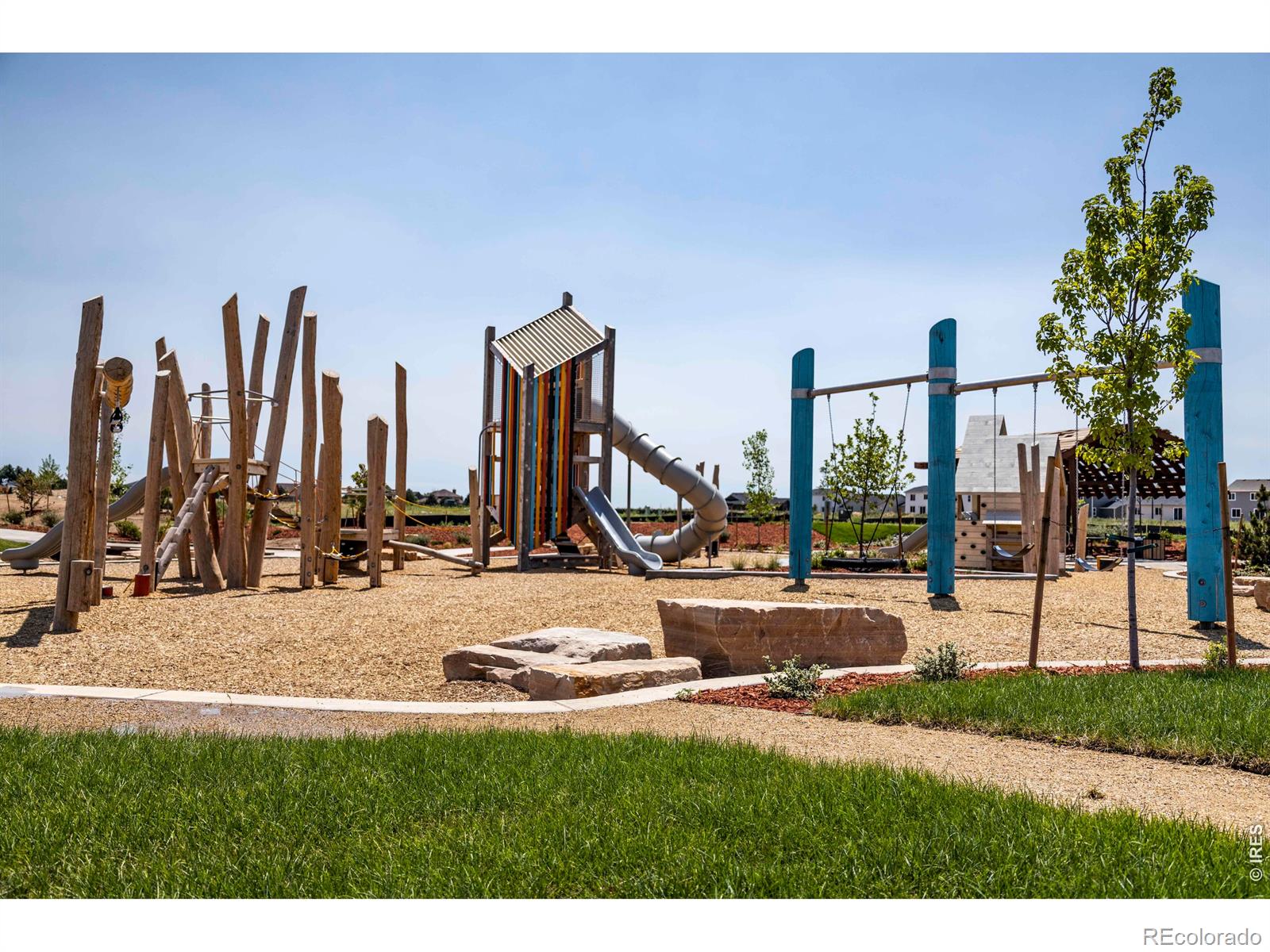 MLS Image #42 for 734  trumpet court,windsor, Colorado